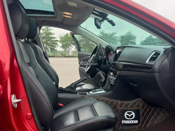 Mazda 6 2.0 AT 2015 - Xe chạy 10 vạn km, nội thất đẹp như mới