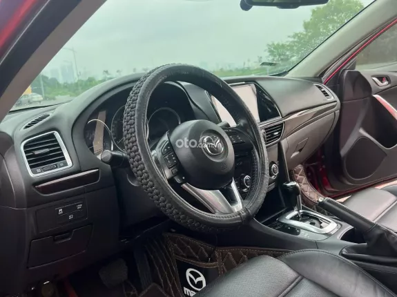 Mazda 6 2.0 AT 2015 - Xe chạy 10 vạn km, nội thất đẹp như mới