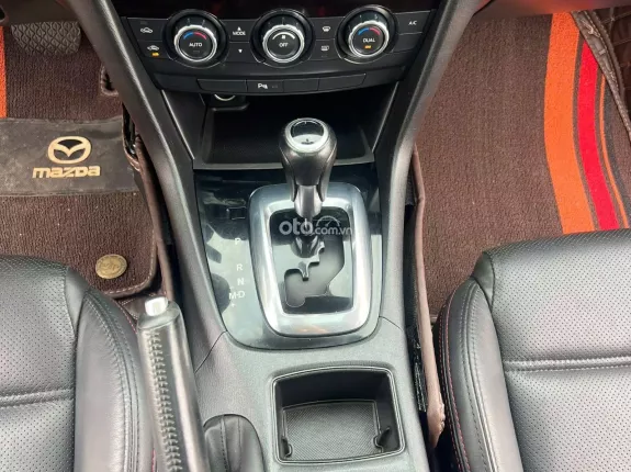 Mazda 6 2.0 AT 2015 - Xe chạy 10 vạn km, nội thất đẹp như mới