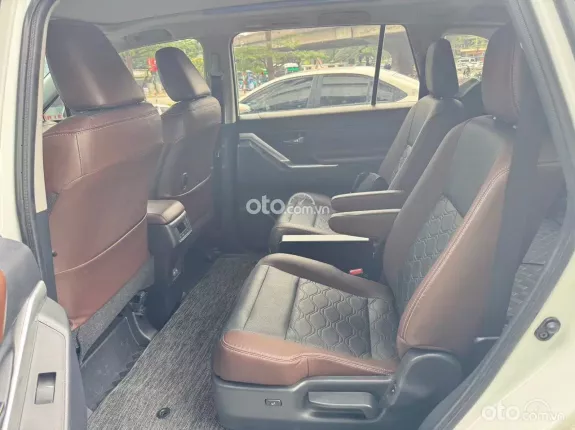 Toyota Innova Cross Hybrid 2024 - Xe đẹp tại Hà Nội, liên hệ em xem xe