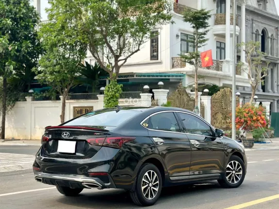 Hyundai Accent 1.4 AT 2018 - Chuẩn km đi