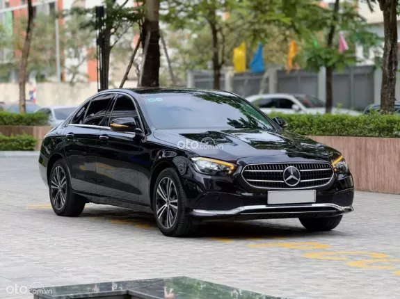 Mercedes-Benz E180 V1 2022 - E180 2022 V1