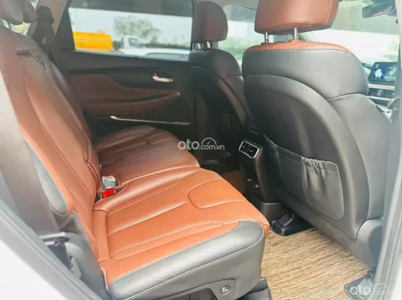 Hyundai Santa Fe 2.2 Dầu Cao cấp 2022 - Xe đẹp giá tốt