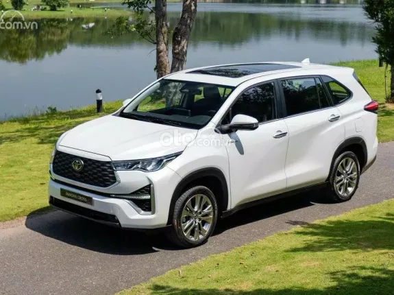 Toyota Innova Cross Xăng 2026 - [NEW 2026] ƯU ĐÃI TIỀN MẶT- HỖ TRỢ 50% THUẾ TRƯỚC BẠ