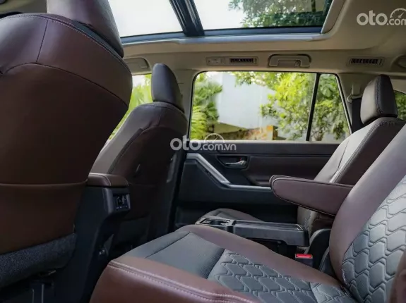 Toyota Innova Cross Xăng 2026 - [NEW 2026] ƯU ĐÃI TIỀN MẶT- HỖ TRỢ 50% THUẾ TRƯỚC BẠ