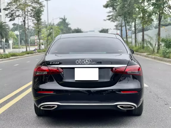 Mercedes-Benz E200 Exclusive 2022 - Xe đẹp, chất, giá tốt