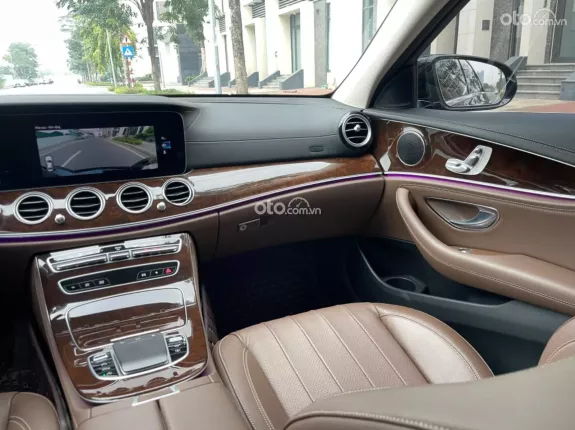 Mercedes-Benz E200 Exclusive 2022 - Xe đẹp, chất, giá tốt