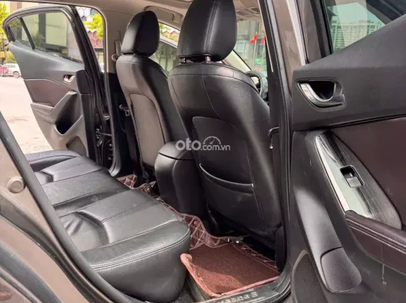 Mazda 3 1.5 Hatchback 2019 - Xe màu nâu sang trọng
