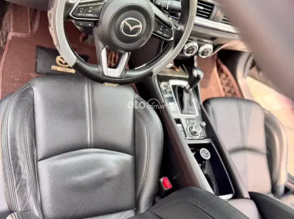 Mazda 3 1.5 Hatchback 2019 - Xe màu nâu sang trọng