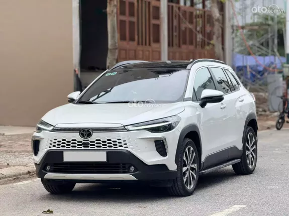 Toyota Corolla Cross 1.8 V  2024 - Xe 1 chủ từ mới, hỗ trợ trả góp