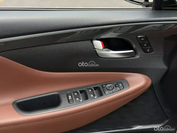 Hyundai Santa Fe 2.5 Xăng Cao cấp 2022 - Xe đẹp bản full xăng