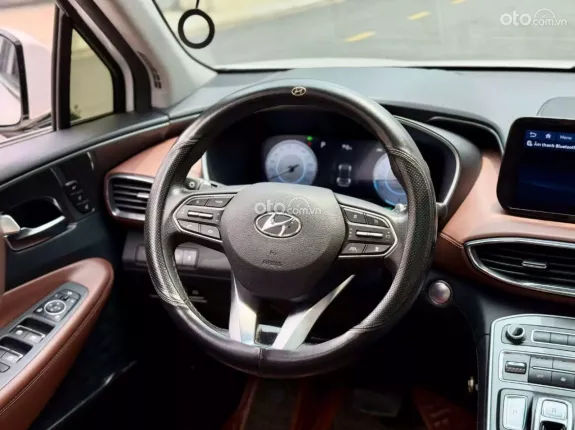 Hyundai Santa Fe 2.5 Xăng Cao cấp 2022 - Xe đẹp bản full xăng