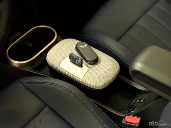 Mini Cooper S 3 cửa 2024 - Phiên bản mới, thiết kế đột phá