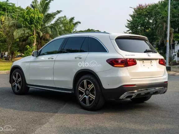 Mercedes-Benz GLC 200 4Matic 2021 - Xe bảo dưỡng full hãng