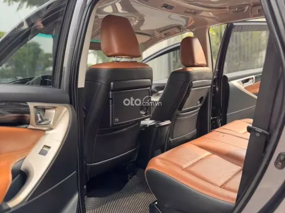 Toyota Innova 2.0G 2018 - Xe 1 chủ từ đầu cực chất