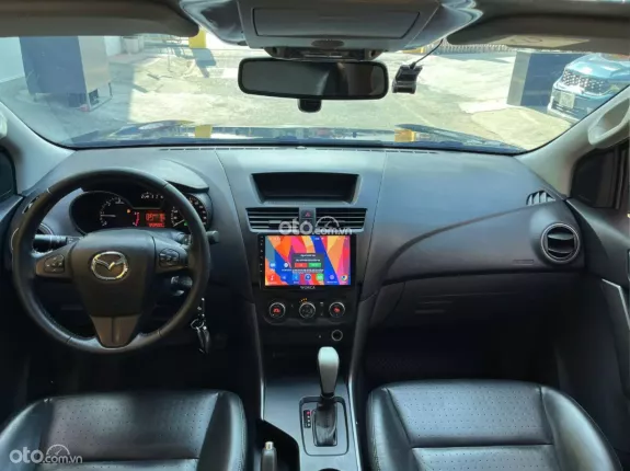 Mazda BT-50 Deluxe 4x2 2.2 AT 2018 - Xe bán tải cũ chất lượng cao giá tốt