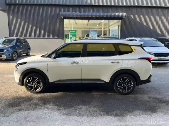 Kia Carens 1.5G Luxury 2023 - Biển tỉnh, nội thất còn mới, giá thương lượng