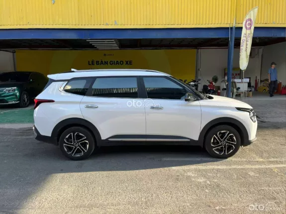 Kia Carens 1.5G Luxury 2023 - Biển tỉnh, nội thất còn mới, giá thương lượng