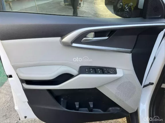 Kia Carens 1.5G Luxury 2023 - Biển tỉnh, nội thất còn mới, giá thương lượng