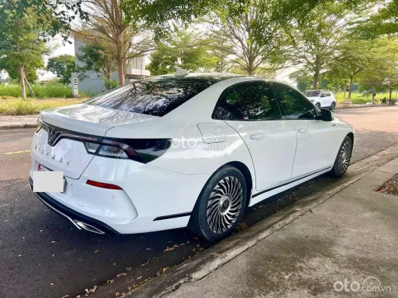 VinFast LUX A2.0 Tiêu chuẩn 2022 - Xe biển trắng GIA ĐÌNH, 1 chủ từ đầu mua mới