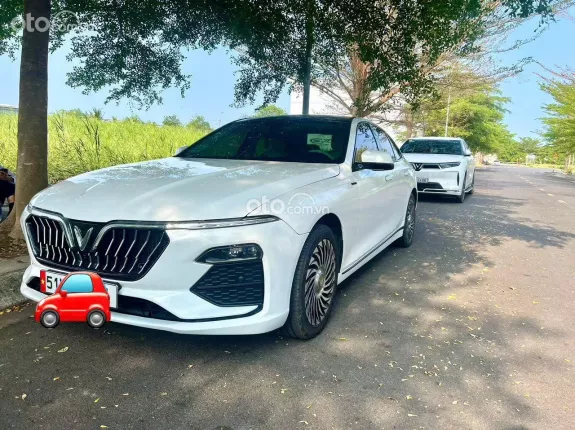 VinFast LUX A2.0 Tiêu chuẩn 2022 - Xe biển trắng GIA ĐÌNH, 1 chủ từ đầu mua mới
