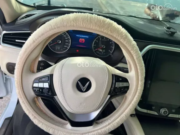 VinFast LUX A2.0 Tiêu chuẩn 2022 - Xe biển trắng GIA ĐÌNH, 1 chủ từ đầu mua mới