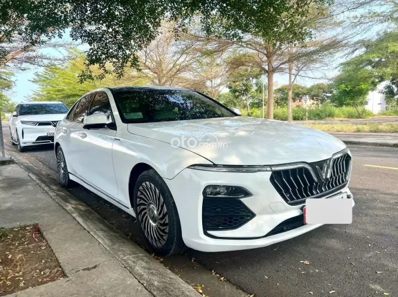 VinFast LUX A2.0 Tiêu chuẩn 2022 - Xe biển trắng GIA ĐÌNH, 1 chủ từ đầu mua mới