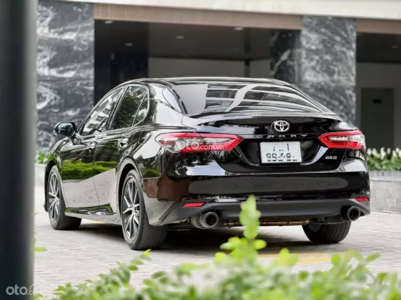 Toyota Camry 2.0Q 2021 - Xe đăng ký 2022