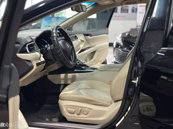 Toyota Camry 2.0G 2020 - BH chính hãng Toyota Sure