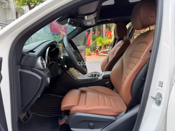 Mercedes-Benz GLC 300 4Matic 2017 - Xe SUV cao cấp nhập khẩu nguyên chiếc