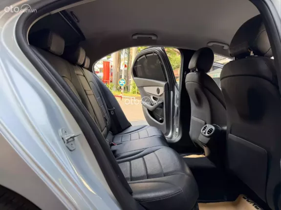 Mercedes-Benz C200 2.0 AT 2015 - Xe đã qua kiểm tra kỹ lưỡng, không lỗi