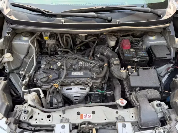 Toyota Veloz Cross 1.5 CVT 2022 - Hông dịch vụ, full bảo dưỡng hãng. Nhập Indo