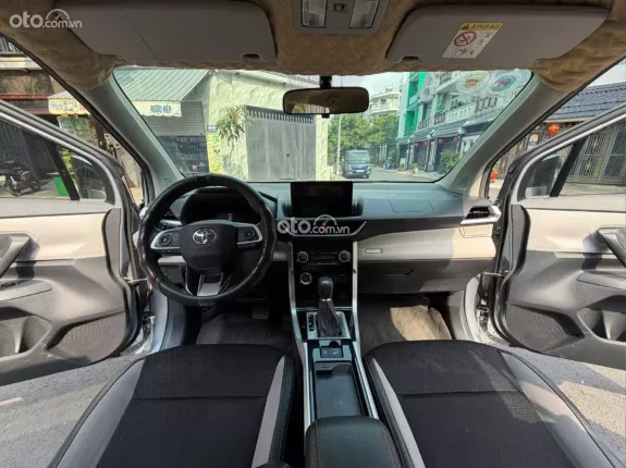 Toyota Veloz Cross 1.5 CVT 2022 - Hông dịch vụ, full bảo dưỡng hãng. Nhập Indo