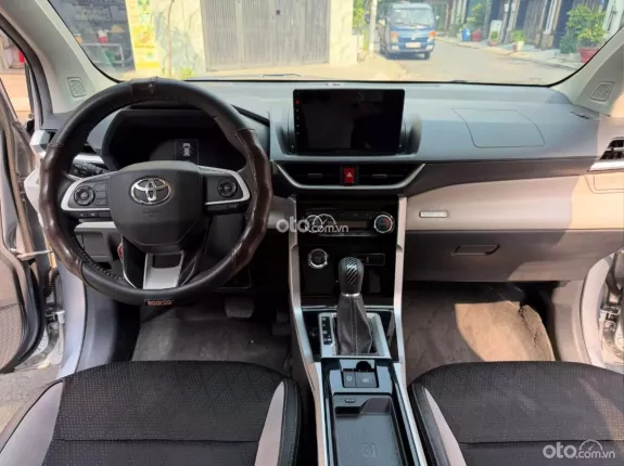 Toyota Veloz Cross 1.5 CVT 2022 - Hông dịch vụ, full bảo dưỡng hãng. Nhập Indo