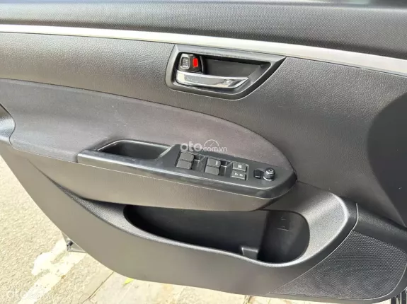 Suzuki Swift 1.4 AT 2014 - Xe đẹp trang bị option tiện nghi, giá tốt