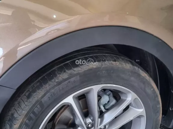 Hyundai Santa Fe 2.2L Dầu Tiêu chuẩn 2016 - Máy dầu