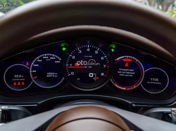 Porsche Panamera 3.0 V6 2021 - Siêu phẩm sedan thể thao mạnh mẽ