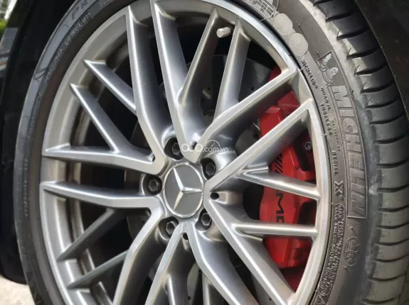 Mercedes-Benz C43 3.0 V6 2023 - AMG 4matic