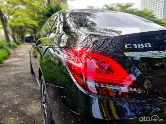 Mercedes-Benz C180 2021 - 1 CHỦ - ĐEN/KEM CỰC ĐẸP
