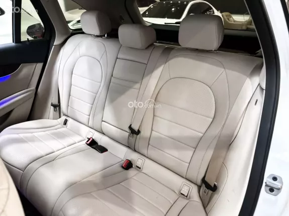 Mercedes-Benz GLC 200 V1 2022 - Xe một chủ, bảo dưỡng đầy đủ