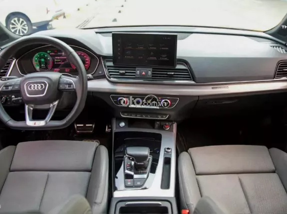 Audi Q5 45 TFSI Quattro 2021 - Xe giao ngay - Ngân hàng hỗ trợ 70%