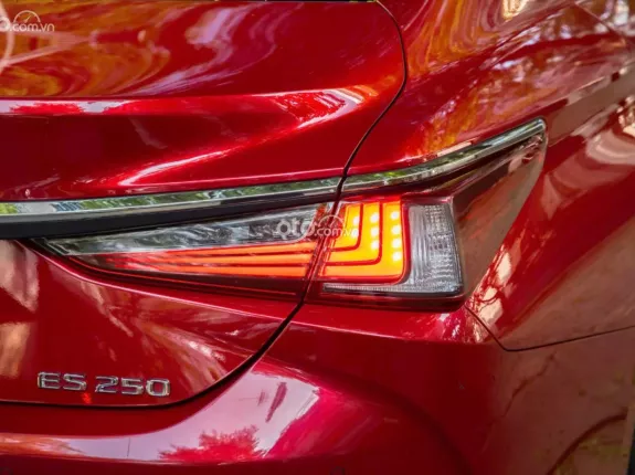 Lexus ES 250 2023 - Hàng quốc dân, duy nhất thị trường
