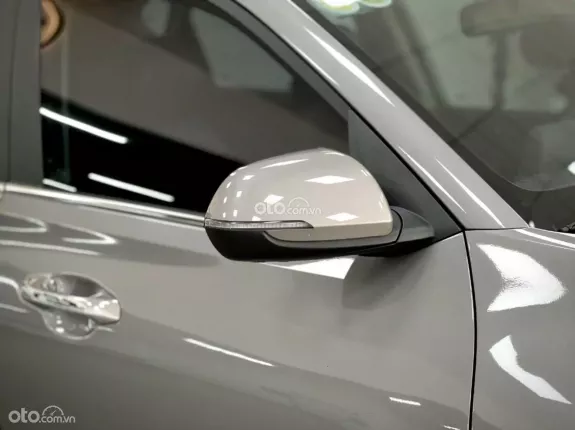 Kia Sonet 1.5 Luxury 2022 - Model 2023 Nhỏ Gọn, Tiện Nghi