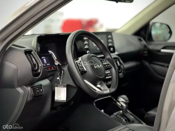 Kia Sonet 1.5 Luxury 2022 - Model 2023 Nhỏ Gọn, Tiện Nghi