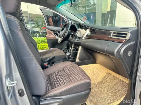 Toyota Innova 2.0G 2023 - Xe cực đẹp Bh chính hãng