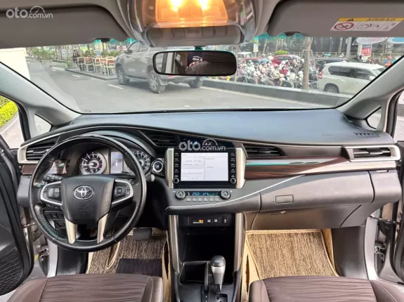 Toyota Innova 2.0G 2023 - Xe cực đẹp Bh chính hãng