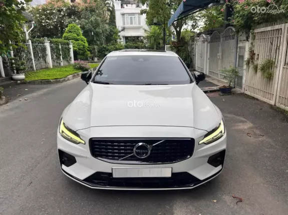 Volvo S60 R-Design 2020 - Xe sedan cao cấp nhập khẩu nguyên chiếc