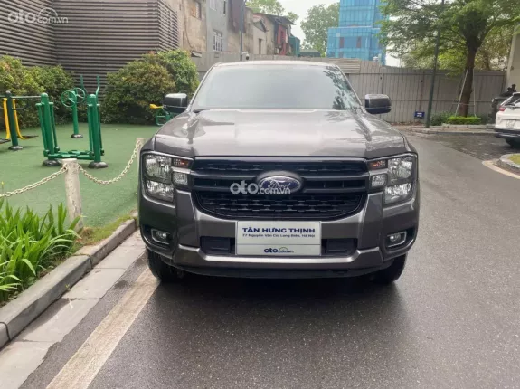 Ford Ranger XLS 2.2L 4x2 MT 2022 - Xe đẹp, đủ hồ sơ sang tên ngay