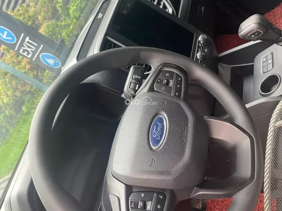 Ford Ranger XLS 2.2L 4x2 MT 2022 - Xe đẹp, đủ hồ sơ sang tên ngay