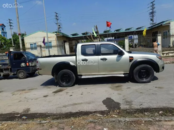 Ford Ranger XL 2.5 4X2 MT 2011 - Điều hòa mát khung gầm không rỉ mọt